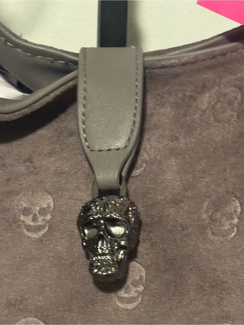 Betsey Johnson Skull-Embossed Suede Hobo Bag in Gray Brand New - Picture 4 of 9